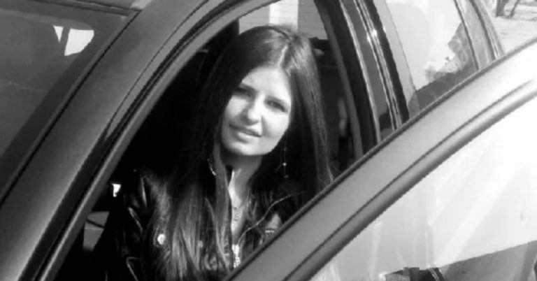 Карина Була Заміжня Вже 30 Років, Але Того Вечора, Коли Зустріла Своє Перше Кохання, То Втратила Голову І Зробила Немислиме.