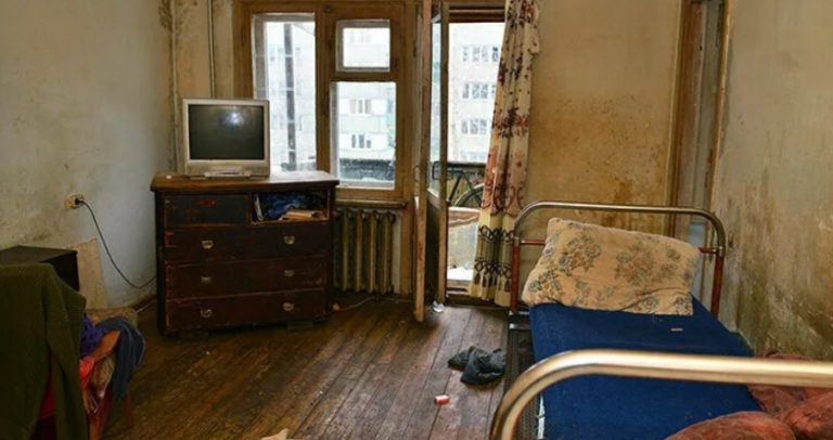 Вирішила я здати стару квартиру своєї бабусі, а квартиранти були пристойними людьми. Завалося з ними у нас не буде проблем, але.