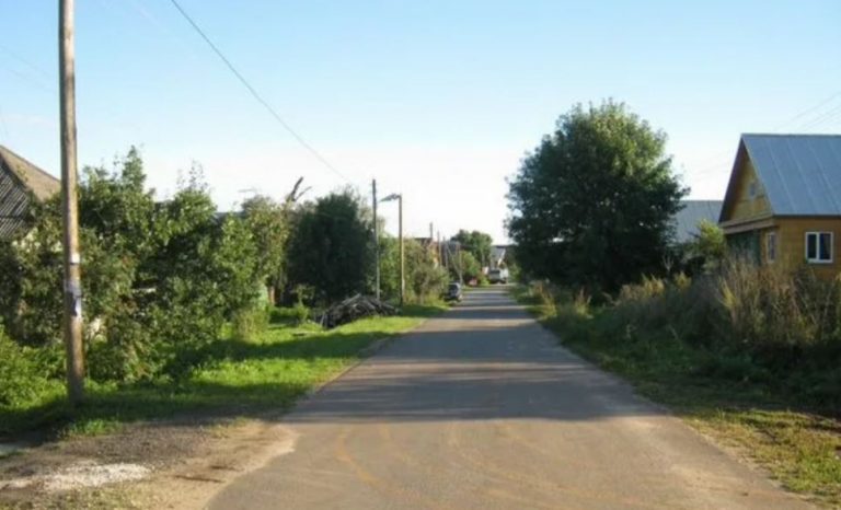 У дитинстві я потрапив до дитбудинkу і всі рідні просто забули про мене, і лише в старості я дізнався про своє життя щось дуже важливе