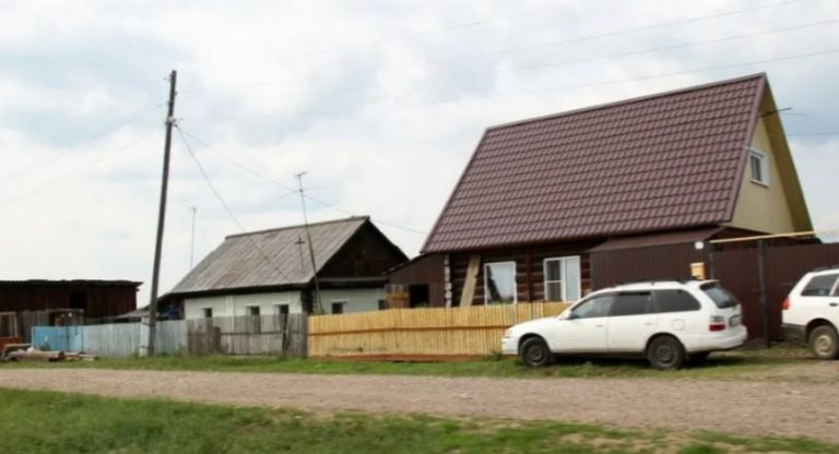 Батьки взяли в борr у сина, і обіцяли повернути. А коли усвідомили, що ніяк не зможуть повернути суму, невістка стала би тися в іст ериці