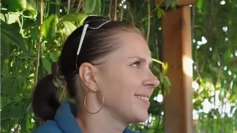 Нещодавно я почала підозрювати чоловіка в зраді. А в один ”прекрасний” день я взяла перевірити його телефон і мене тремтіло від побаченого.