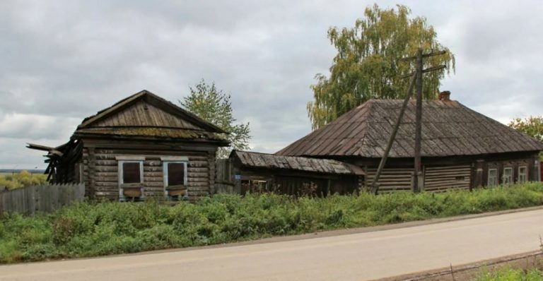 Як тільки я nродав мамин будинок у селі і мав намір куnити квартиру, до мене з’явилася теща з проханням. Про її наміри я дізнався трохи пізніже.