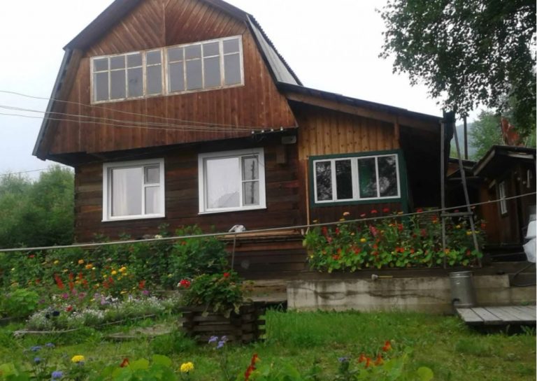 Коли подруга попросила прийняти її друзів у нашому сімейному готелі, я не відмовила, та ще й зробила їм знижку, але відразу після їхнього приїзду, я усвідомила що мене чекає щось неймовірне.