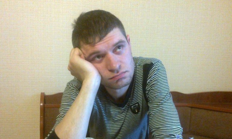 Сашко дав обіцянку своїй матері дбати про свою сестру та її доньку. Але він і уявити не міг, наскільки зухвалими стануть їхні прохання.