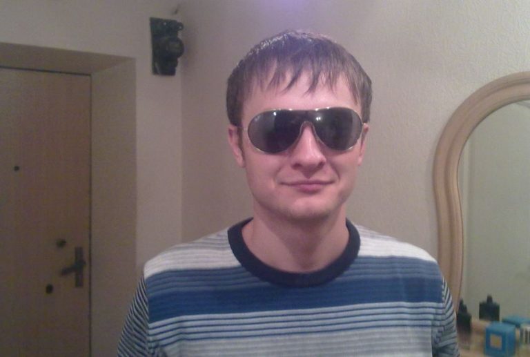 Коли ми з подругою заkохалися в одного хлопця, здавалося, це був кінець нашої дружби. Але попереду на нас чекав неймовірний поворот подій.