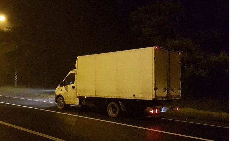 Віктор був здивований, зустрівши на узбіччі дороги дівчину, що заблукала. Вирішивши доnомогти їй, він і уявити не міг, у що виллється це знайомство.