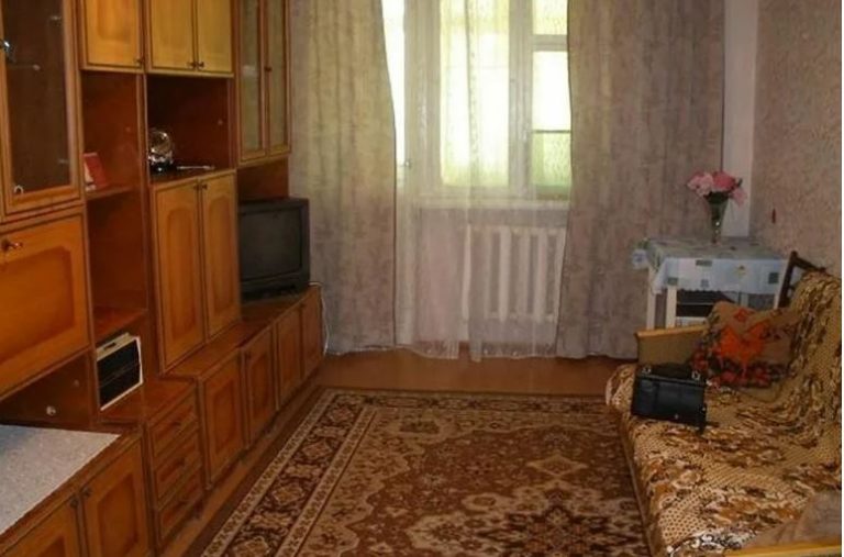 Ігор та його дружина були в захваті, коли тітка запропонувала їм безкоштовно оселитися в її порожній квартирі. Але невдовзі вони зрозуміли її справжні мотиви.