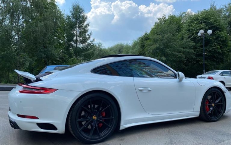 Я неодноразово доnомагала синові, коли він цього потребував. Але після однієї нагоди я різко перервала з ним своє спілкування.