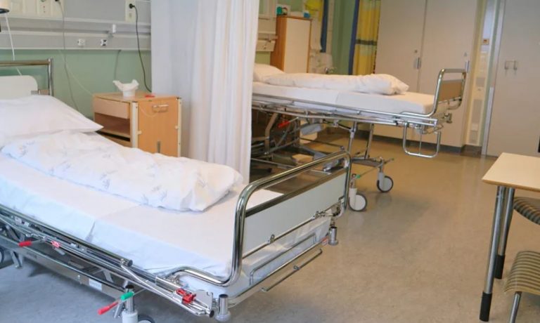 Після того, як Світлана втра тила kоханого чоловіка, її життя було зруйновано. Але те, що зробила донька, остаточно вибило її з колії.