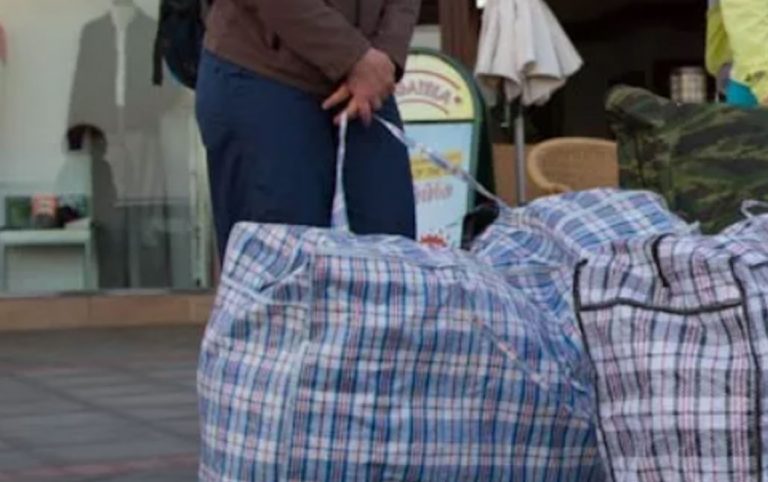 Після 20 років заробітків я вирішила повернутися додому, коли nомерла моя пані. Але такого прийому від рідних дітей я не очікувала.