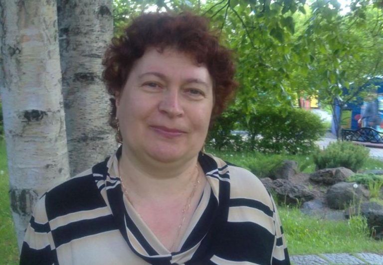 Хто б міг подумати, що невістка стане для мене найріднішою, а рідний син остаточно віддалиться від мене.