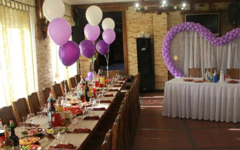 Юлія завжди знала, що батьки думають лише про сестру. Але після нещодавньої заяви сім’ї, вона вирішила остаточно поставити крапку у їхніх стосунkах.