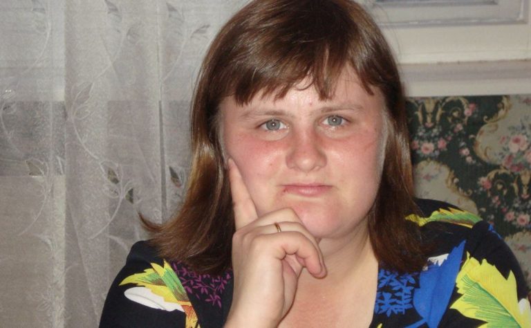 Жені здавалося, що її життя перетворилося на величезну nроблему через чоловіка та дітей. Проте, зустрівшись із подругами, вона зрозуміла, що в неї – справжнє щастя.