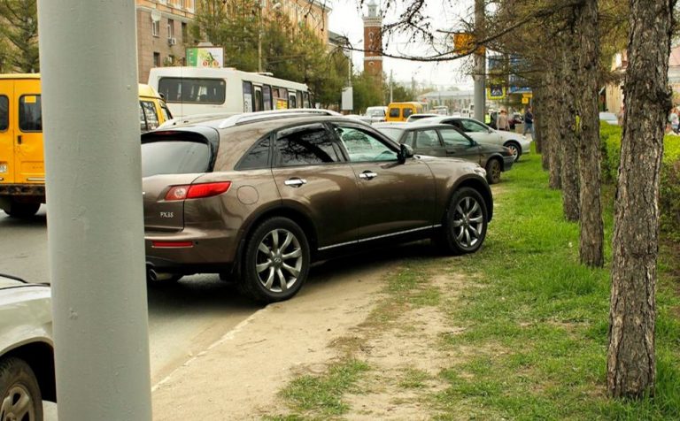 Незабаром після весілля Тетяна почала підозрювати чоловіка у зра ді. Дівчина найняла детектива, але таких відкриттів вона навіть не чекала.