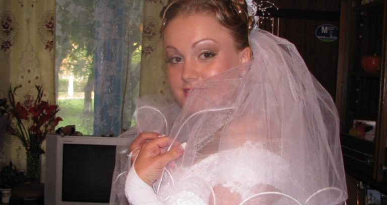 Коли Артур кинув дружину і пішов до її двоюрідної сестри, Марина прокляла їх обох. Але такого підсумку навіть сама не очікувала