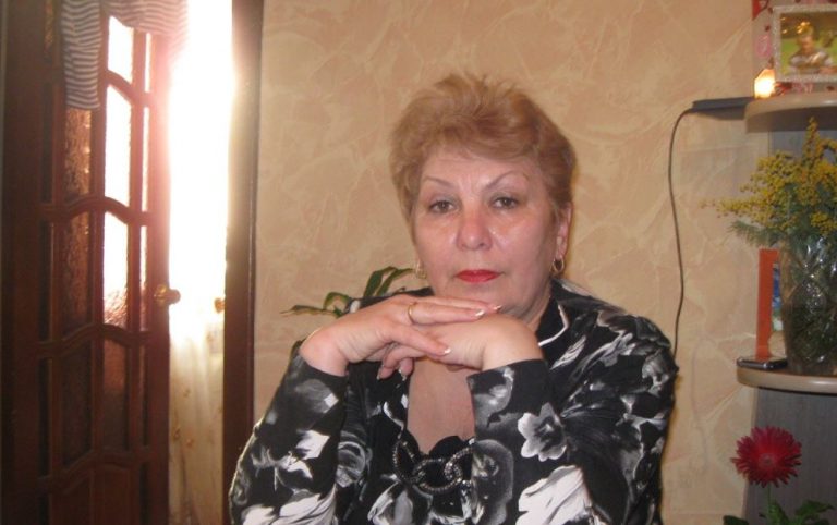 Сестра, працюючи в Греції, забезпечила моїх двох старших дітей усім необхідним, а коли настав час для моєї молодшої доньки, все раптом змінилося.