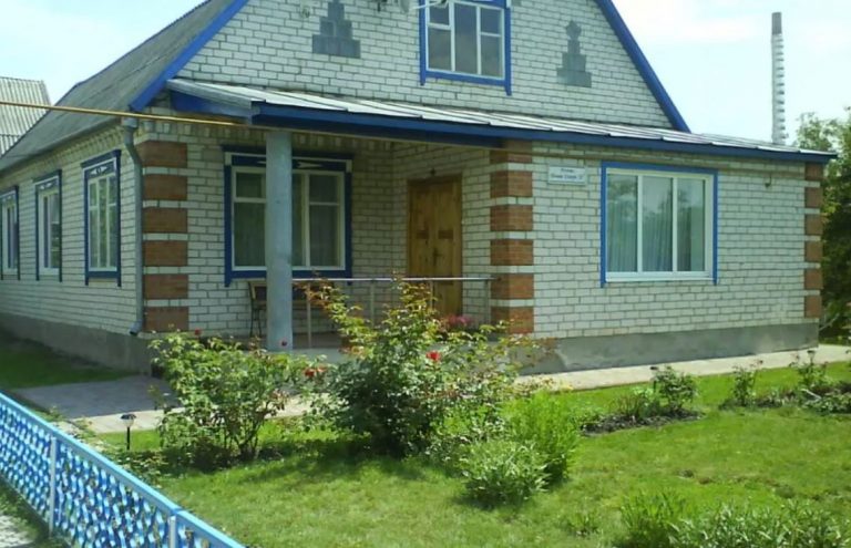 Коли Олександр почав таємно розмовляти телефоном і пропадати цілими днями, Лідія запідозрила його у зраді. Але вона й припустити не могла, який сюрприз для неї готувався.