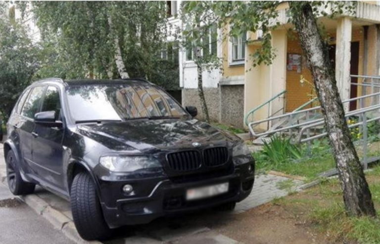 Після закінчення магістратури, двох років роботи, я добре підготувалася до іспиту на адвоката. Але побачивши екзаменаторів, я була приголомшена.