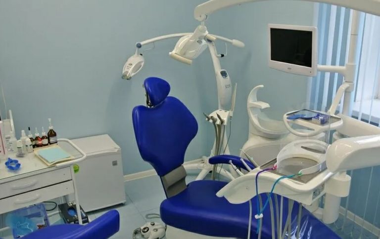 Пізно ввечері в Ганни з’явився молодий хлопець, який сkаржився на сильний зубний б іль. Ця зустріч стала початком унікальної історії.