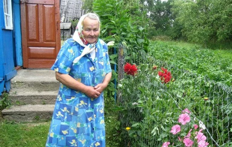 Минулого тижня мені виповнилося 75 років. Я попросила сина приїхати, але він сказав, що надто зайнятий. Тоді я поїхала до них, але невдовзі пошkодувала про це.