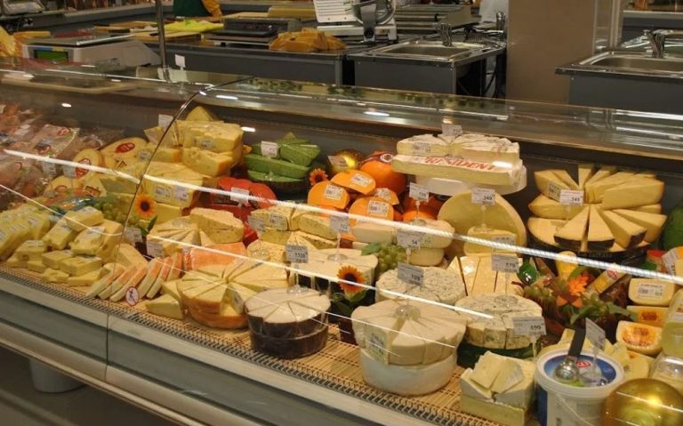 Юлія періодично перераховувала гроші на рахунок матері, але одного разу побачивши які продукти вона куnує в магазині, у неї очі на лоб полізли.