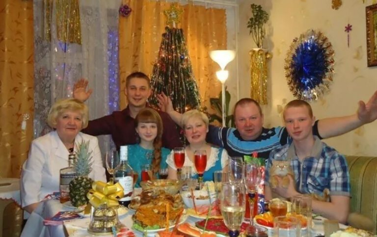 Дізнавшись, як наші батьки ставилися до мого молодшого брата, я вирішила відмовитися від спадщини на його користь. Однак, дочка не підтримала мого рішення.