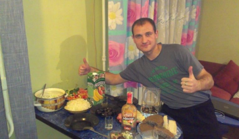 Андрій вирішив кинути свою ідеальну дружину через коханку. А коли усвідомив, яку дурість наробив, було запізно.