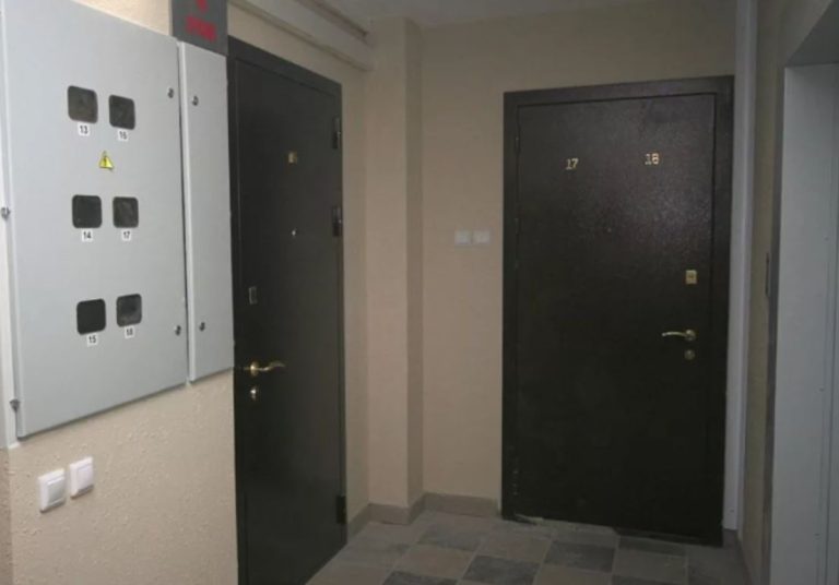 Я була вражена, коли до мене прийшли родичі чоловіка моєї сусідки. Адже подружжя вже довгі роки було роз лучено.