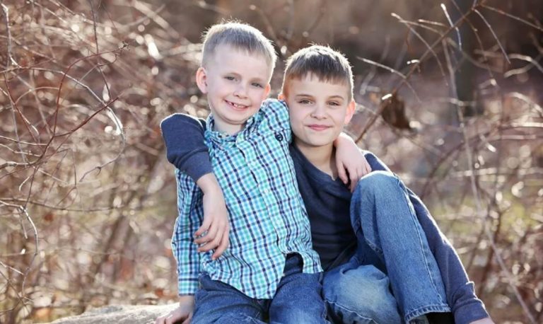 Влад завжди пишався своїм старшим братом, той був якимось ідеалом і прикладом для нього, але світ Влада впав, коли він дізнався, який його брат, насправді, сім’янин.