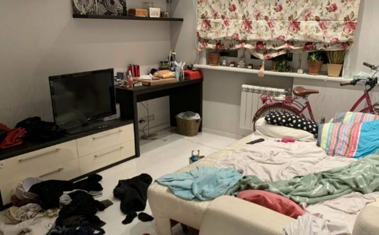 Коли молодший син попросив пожити в моїй другій квартирі, я відмовилася, згадавши, на що її перетворив старший син. Нині жоден із синів не спілкується зі мною.