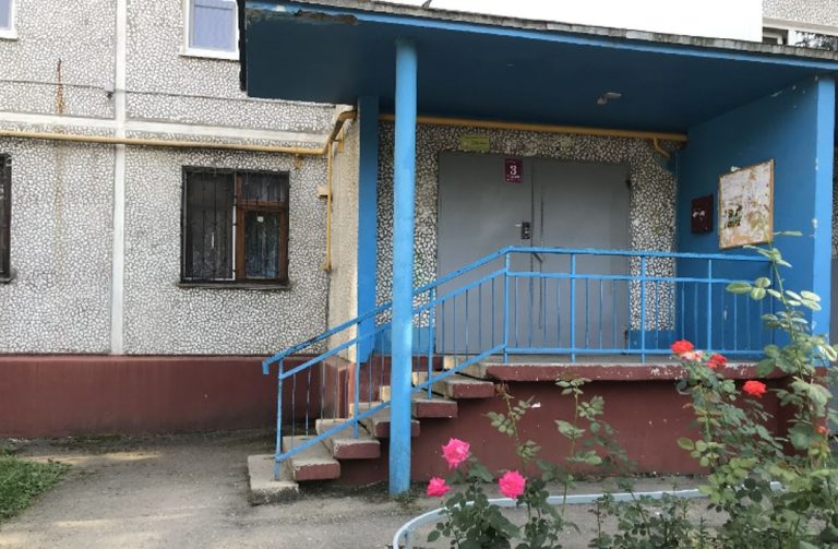 Коли Ірині зателефонував незнайомець і повідомив, що її чоловік зрад жує їй з молодою жінкою, вона не повірила, але пройшовши за вказаною ним адресою, очманіла.