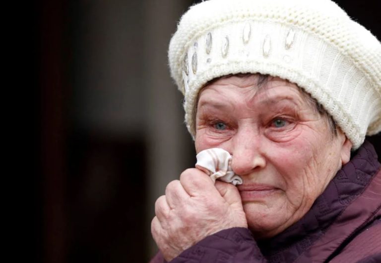 Я й досі вдячна своїм батькам за те, що вони зробили для мене. Тому й не можу зрозуміти вчинків своїх дітей.