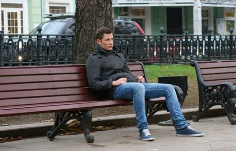 У якийсь момент ми з чоловіком стали віддалятися один від одного. Одного дня я зустріла свого старого доброго друга, і тоді все й прояснилося.