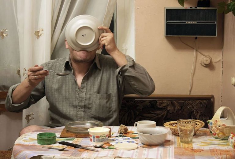 Усі мої шлюби розпадалися через те, що мої дружини не задовольняли мої кулінарні потреби. Я не можу зрозуміти, що відбувається із сучасними жінками.