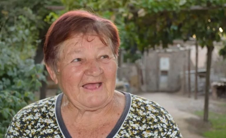 Якщо свекруха хотіла, щоб ми продовжували допомагати їй фінансово, то варто було б переписати на нас свою квартиру. Ось тільки чоловік не збирається розуміти мою позицію.