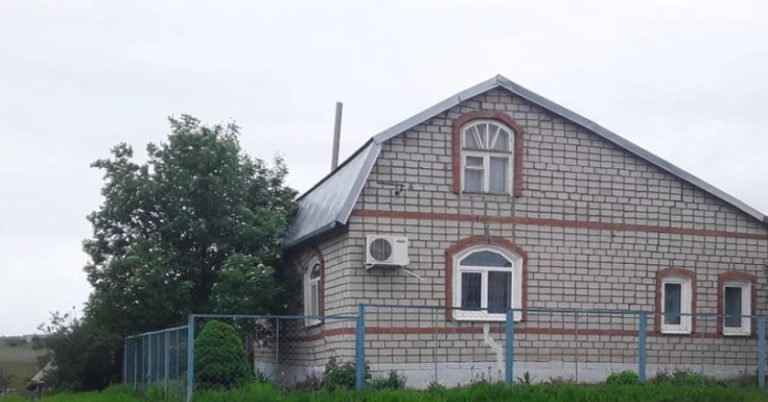 “Льонь, візьми мене за дружину, терміново!” – сусідка по сходовому майданчику застала Леоніда в розпач своїм див ним проханням