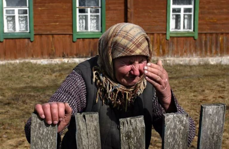 Марія пишалася сином, який віддав життя за найкращу справу. Але її серце завмерло, коли вона зрозуміла, що і онук піде стопами батька.