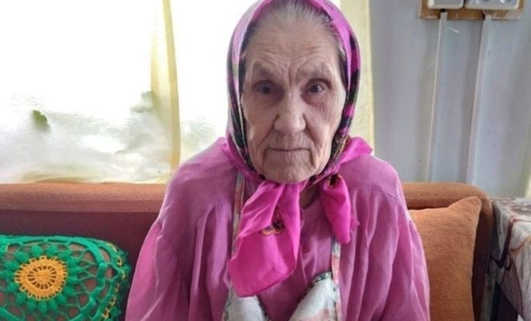 Коли з’явилася можливість працювати за кордоном, я прийняла її, щоб нарешті дистанціюватися від чоловіка та його родини. Але мені не вдалося це зробити навіть упродовж 15 років.