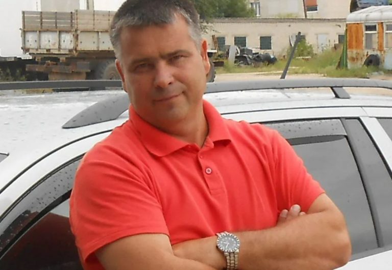 Ми з Миколою самі заздрили нашому гармонійному життю. Але наше, здавалося б, ідеальне життя зруйнувалося, коли Микола освідчився в kоханні іншій жінці та несподівано пішов.