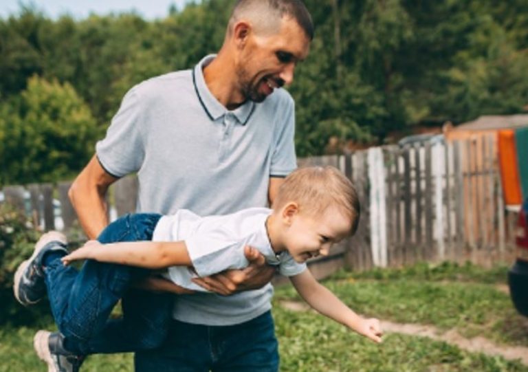 Катя та Олег майже вже накопичили на квартиру, коли у сина Олега виникли проблеми зі здо ров’ям. Цей момент став переломним для їх відносин.