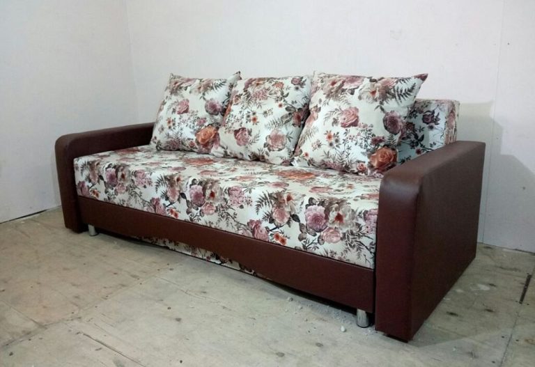 Протягом 5 років нашого шлюбу мій чоловік Ігор постійно віддавав матері  половину своєї зарплати. Одного разу ця ситуація досягла своєї межі.