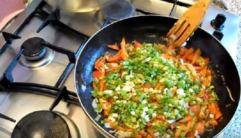 Настя була розбита горем після новини про зра ду чоловіка та ваrітність kоханки. Але вона відчувала, що помста не забариться.