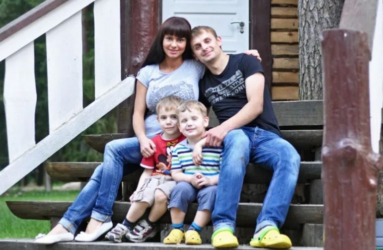 Бачачи проблеми у своїх відносинах, Василь звернувся по пораду до друга, чия родина була втіленням щастя. На його подив, друг порадив одну просту дію.