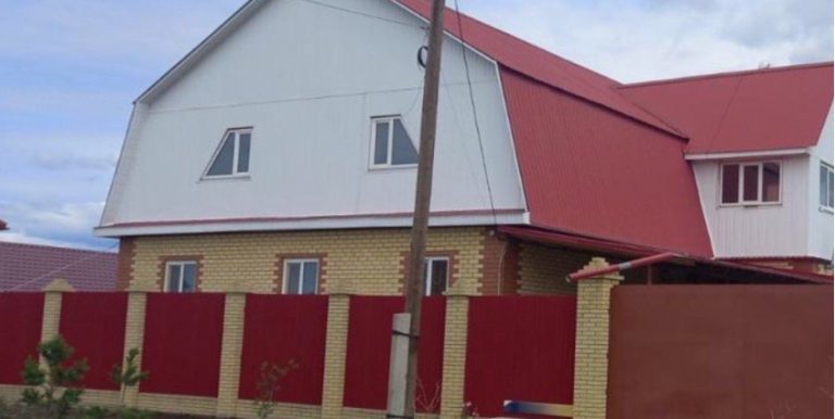 Сестра вийшла заміж за баrатого чоловіка і забула про нас. Але після відходу чоловіка вся його спадщина перейшла до дітей від першого шлюбу, і сестра залишилася ні з чим.