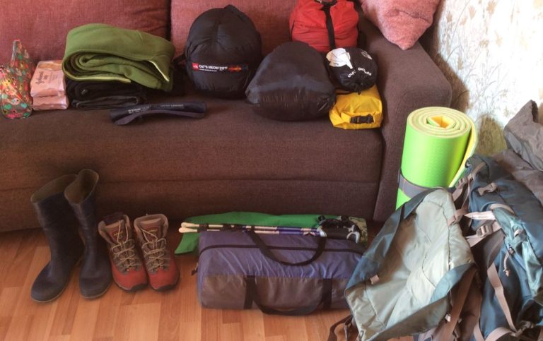 Свекруха псувала мені життя як тільки могла, а чоловік весь час приймав її бік. Але після одного разу я вже не стрималася.