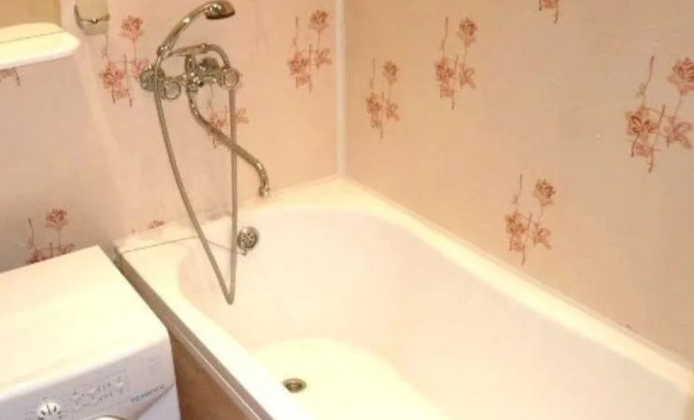 Коли Микита почав ретельно стежити за собою, його дружина Ілона одразу ж запідозрила його у невірності. Але невдовзі все стало ясно.