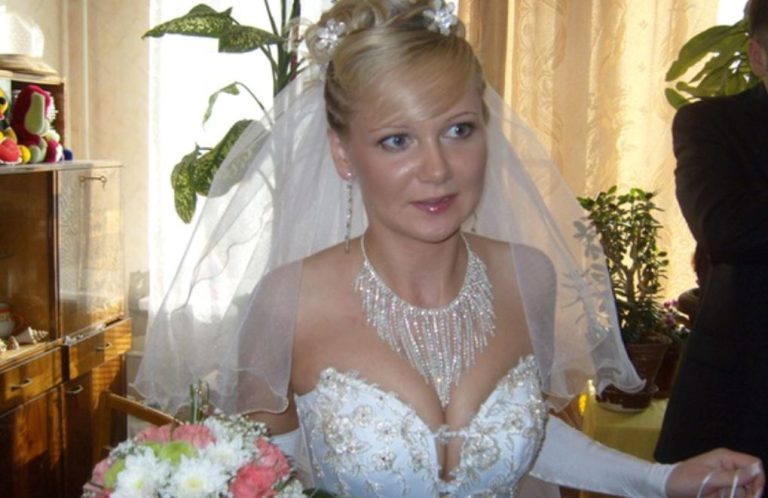 Василисі не подобалася наречена сина, а аргументом було те, що дівчина із села. Але незабаром жінці довелося змінити думку.