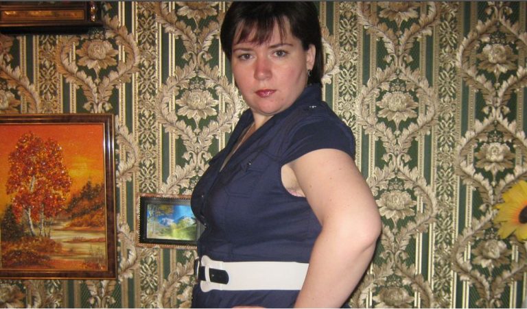 Я поїхала на заробітки, щоб допомогти своїй старшій дочці. І коли я досягла своєї мети – молодша дочка влаштувала мені грандіозний скандал.