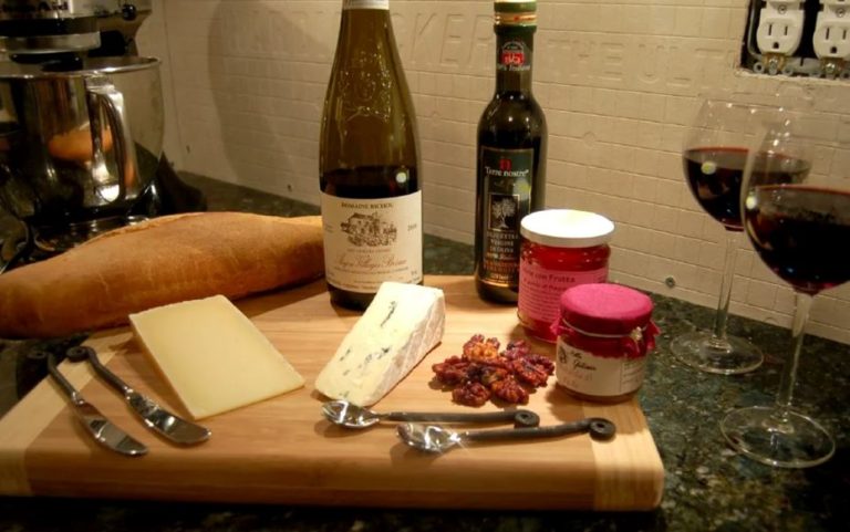 Олег ходив магазинами за подарунками, не підозрюючи, що його життя ось-ось круто зміниться. Такого повороту подій він навіть у фільмах не бачив.