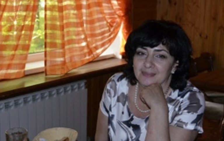 Коли я вже змирилася з тим, що в старості залишуся одна, з’явився мій перший чоловік і запропонував знову жити разом. Я погодилася, але за місяць він взявся за минуле.